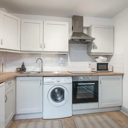 Hyper Centre A Dublin, Chez Charlotte * دبلن