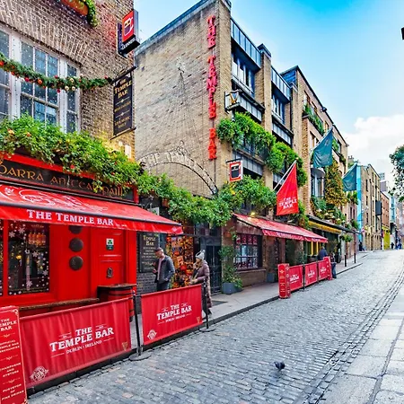 Hyper Centre A Dublin, Chez Charlotte ダブリン