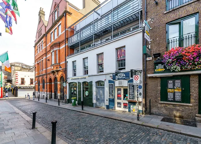 Hyper Centre A Dublin, Chez Charlotte