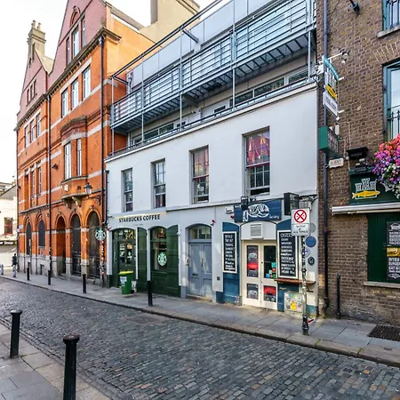 Hyper Centre A Dublin, Chez Charlotte